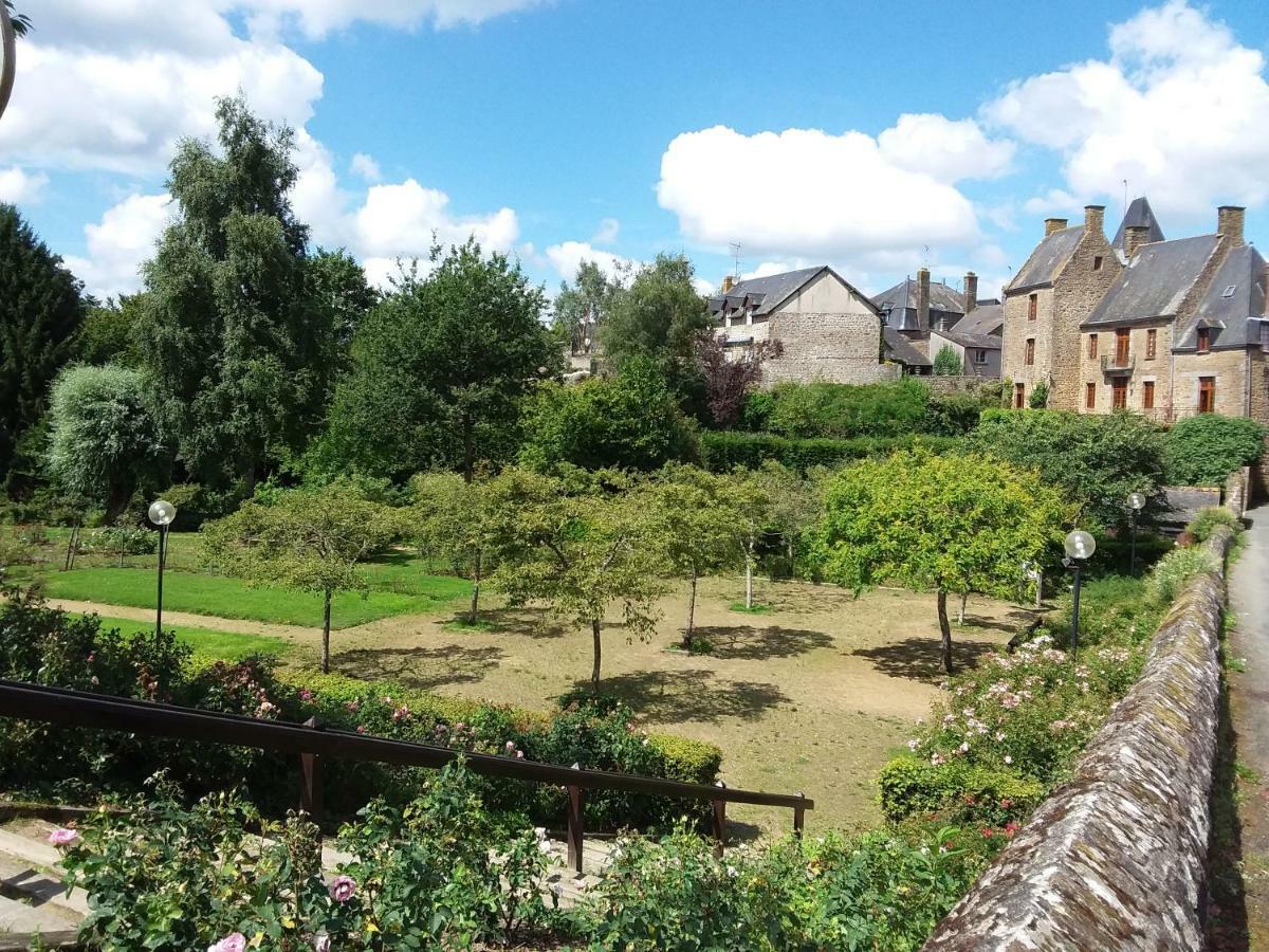 Vila L'Orchidee Lassay-les-Chateaux Exteriér fotografie